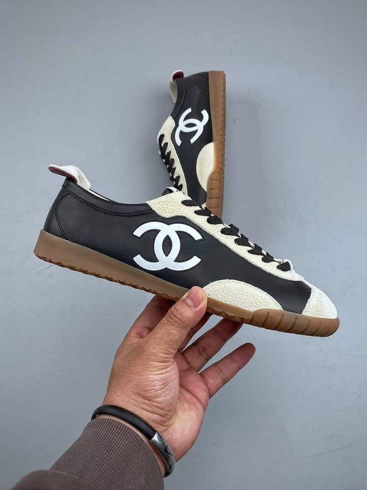 Chanel Panda German Training Sneakers – 2026 Spring/Summer Collection – 26P in Tan And White