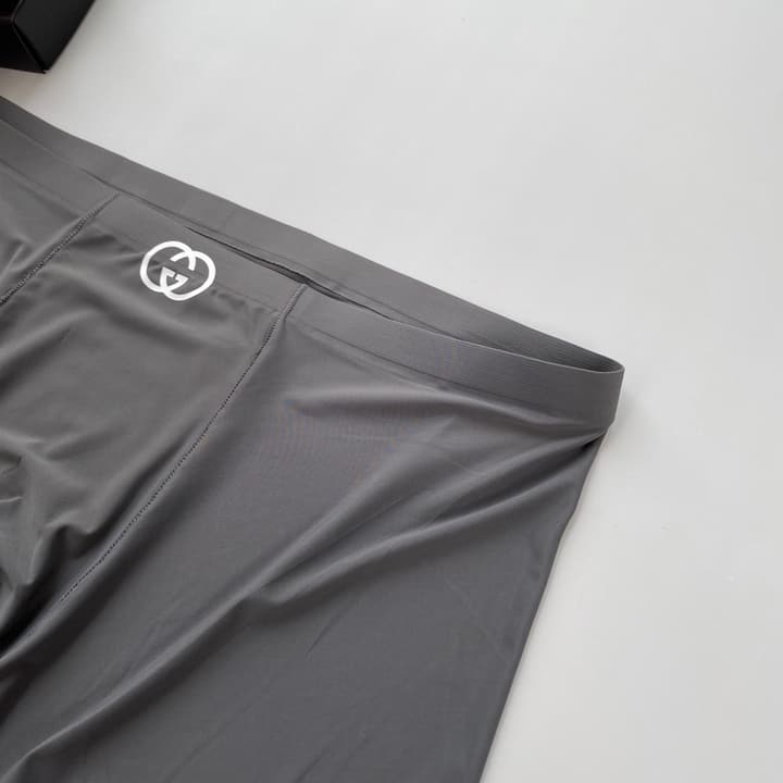 Gucci Seamless Ice Silk Men's Underwear Set