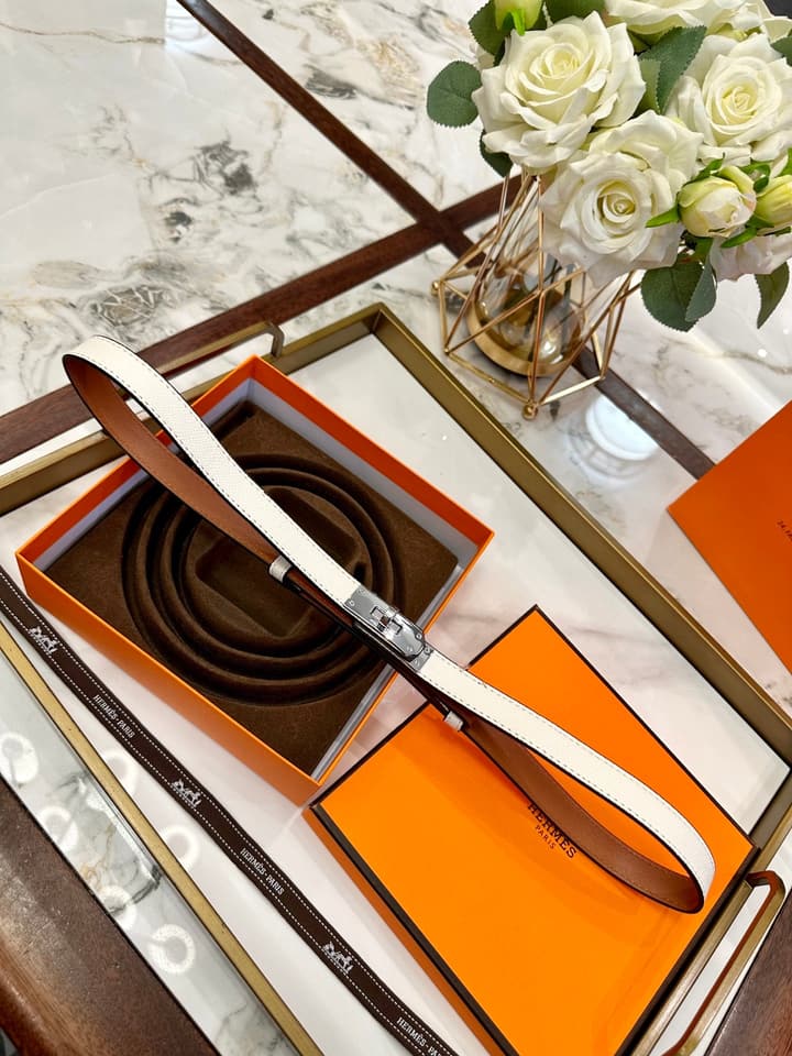 Hermès Slim Leather Belt – 2.0cm in Black With Silver Buckle
