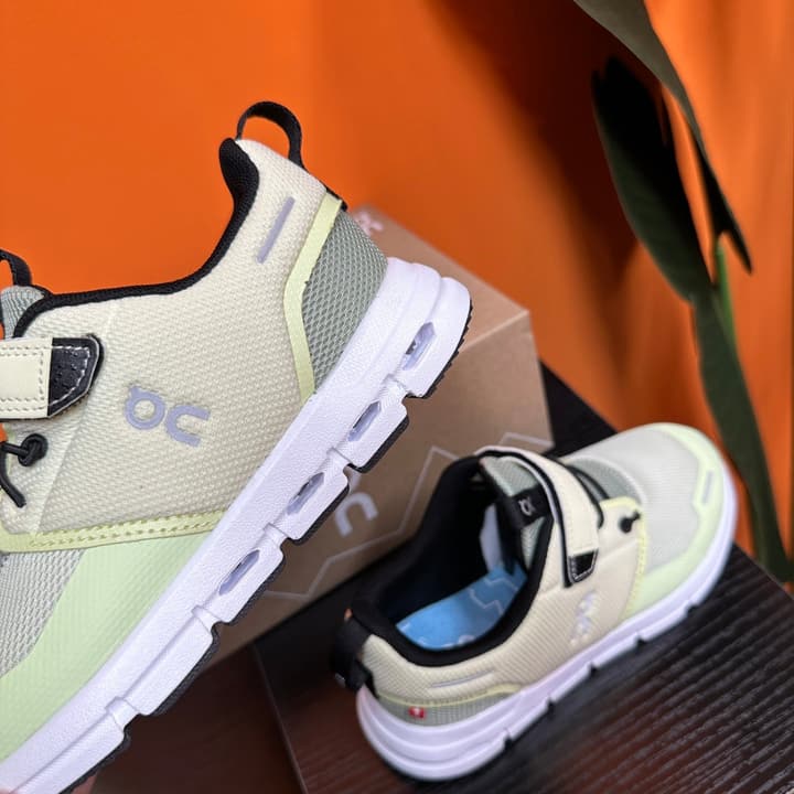 On Kids Running Sneakers – Kids Collection in Black