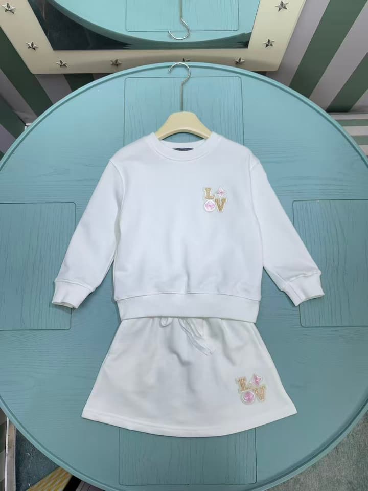 Louis Vuitton Kids Crewneck Sweatshirt and Skirt Set – 2025FW – Kids Collection in Black Set