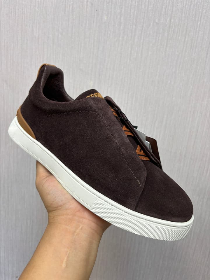 Zegna Top-Tier Calfskin Driving Shoes in Black Suede With Gum Sole