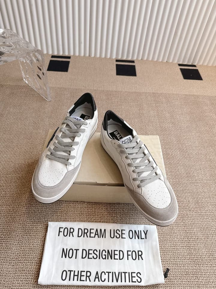 Golden Goose Distressed Leather Sneakers in Dark Green