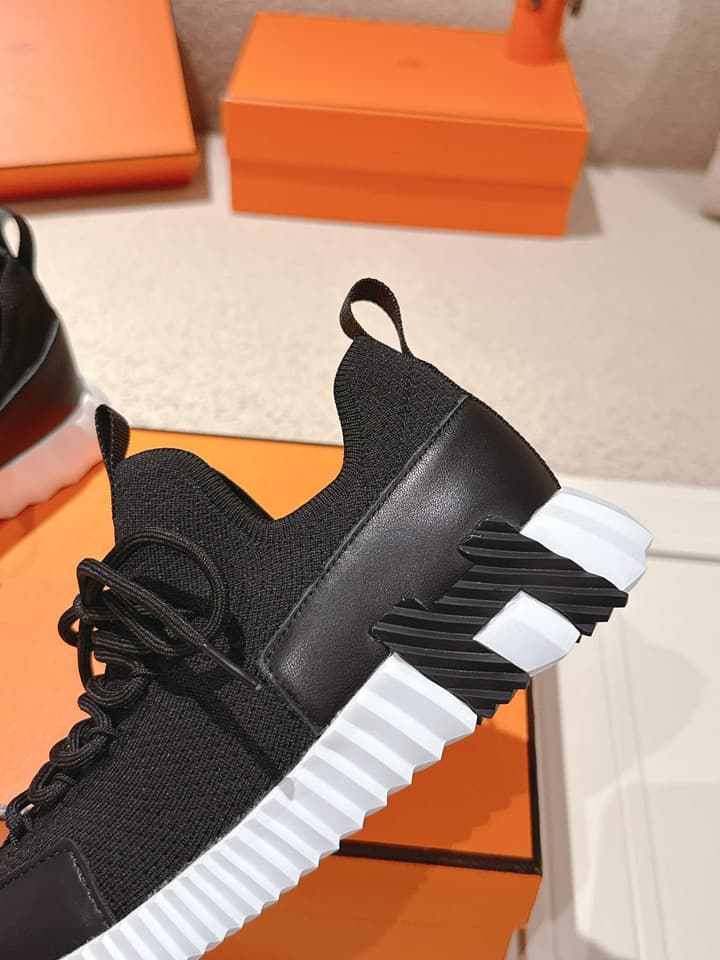 Hermès Classic Couple's Casual Sneakers in All Black