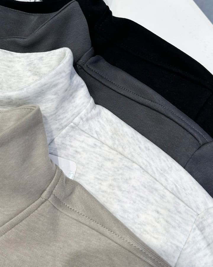 Moncler Men's Crewneck Cotton Sweatshirt – Autumn/Winter Collection in Black
