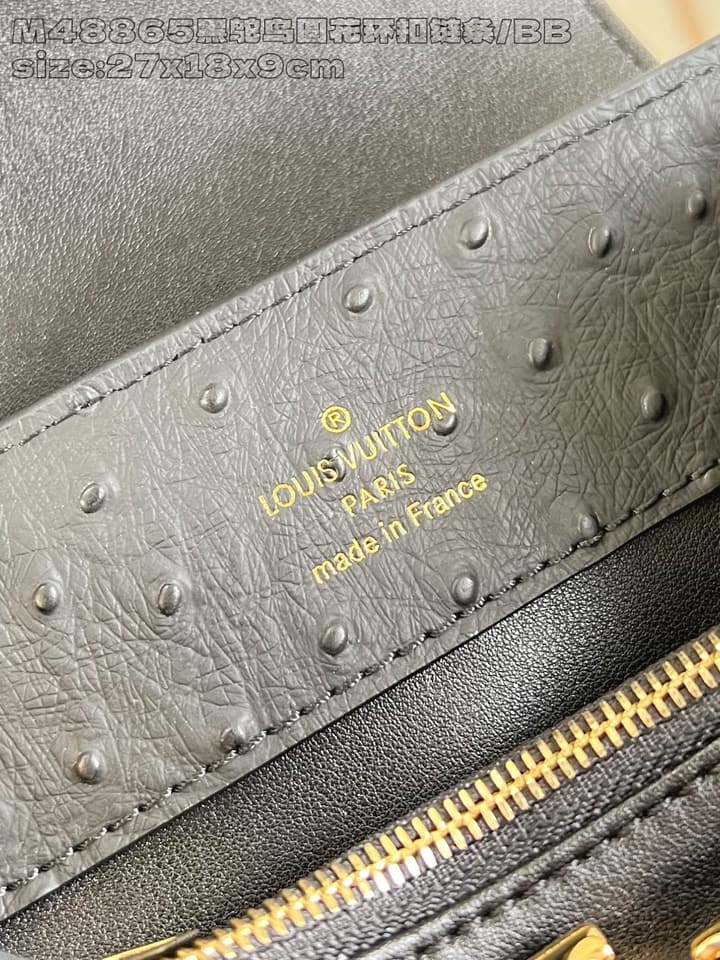Louis Vuitton Capucines BB Chain On You Handbag
