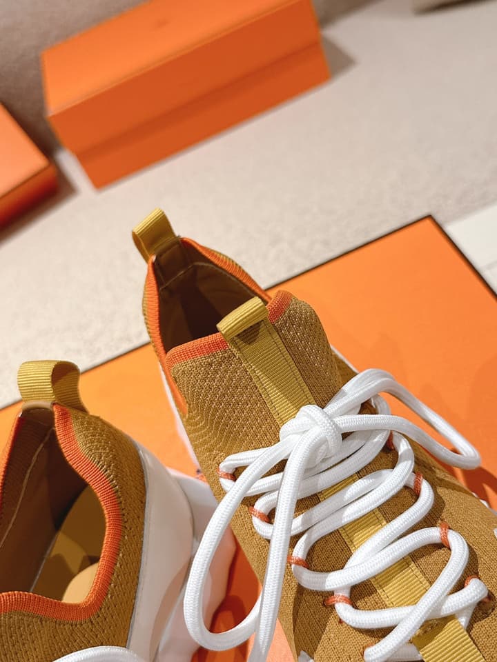 Hermès Classic Couple's Casual Sneakers in All Black