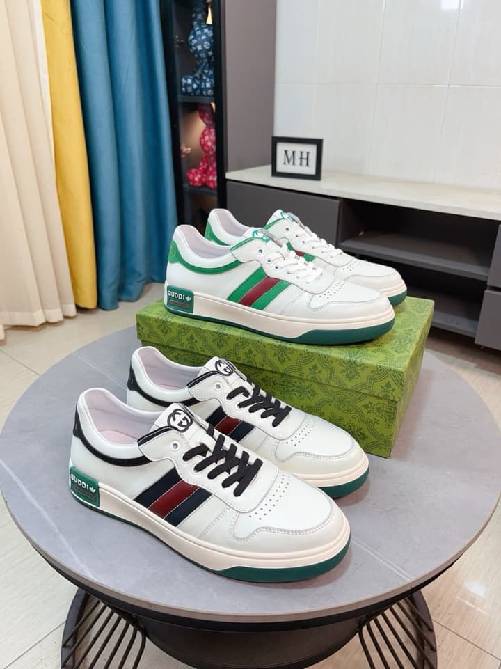 Gucci New Season Casual Fashion Sneakers in Black With Web Stripe