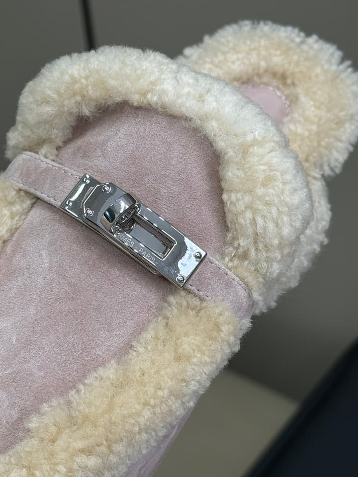 Hermès H Kelly Classic Mule Slippers – 24FW