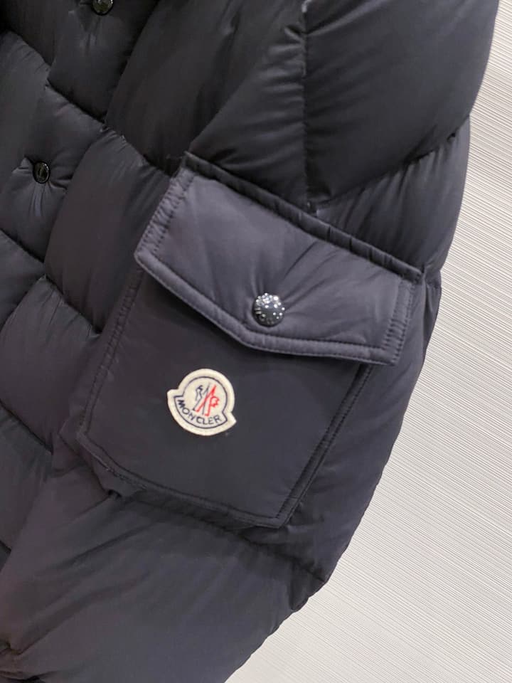 Moncler Maya 70 Matte Down Jacket – 2025 in Classic Black