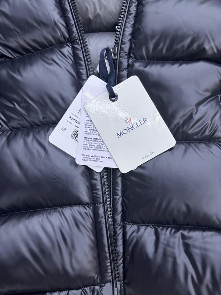 Moncler Bormes Quilted Hooded Down Vest