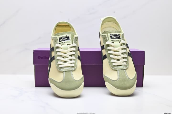 Onitsuka Tiger Mexico 66 Deluxe Nippon Made Sneakers in Beige With Taupe Stripes