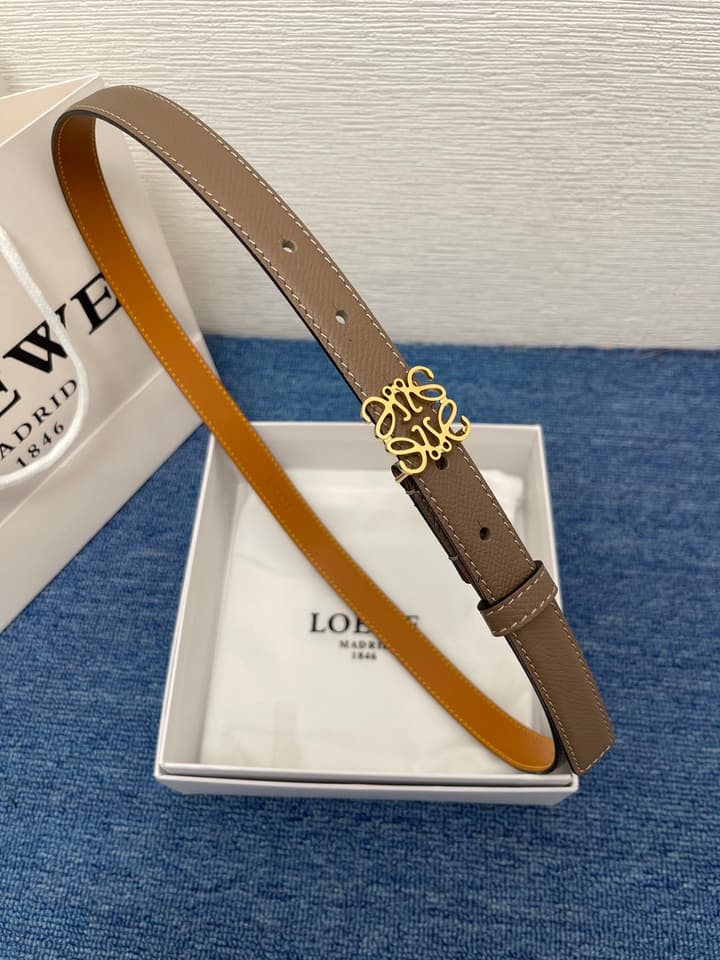 Loewe Calfskin Leather Belt in Black With Gold Buckle