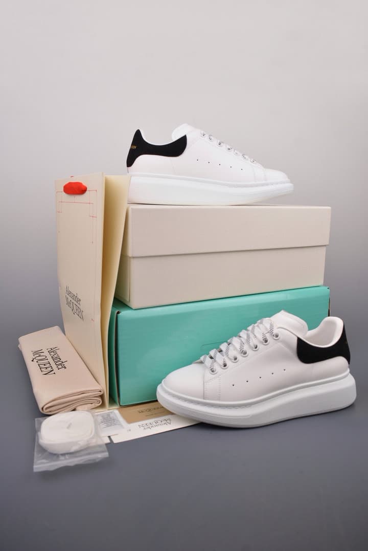 Alexander McQueen Classic Platform Sneakers – 2025 Edition