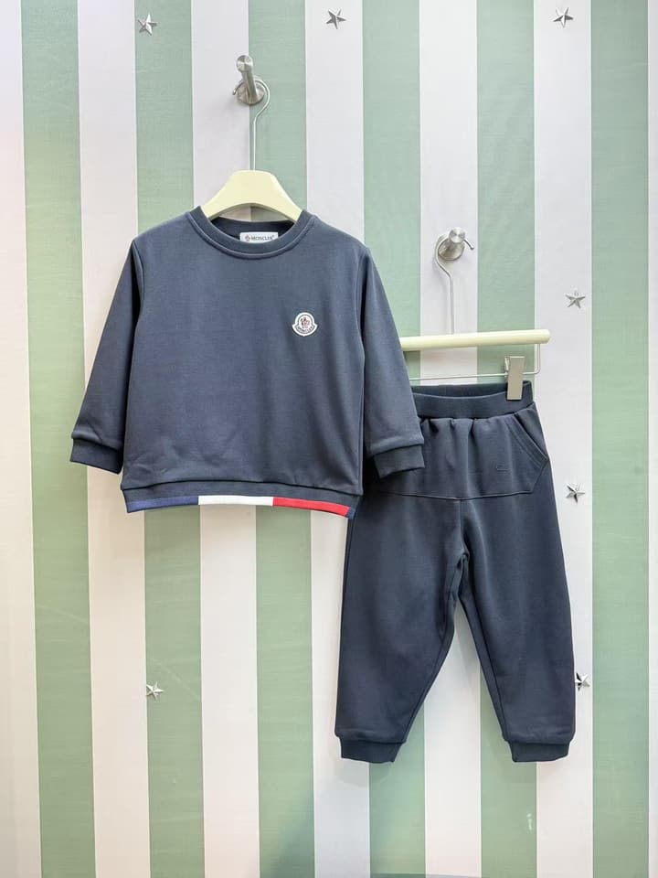 Dolce & Gabbana Baby Two-Piece Tracksuit – Kids Collection – 25SS in Dark Navy Two-piece Set