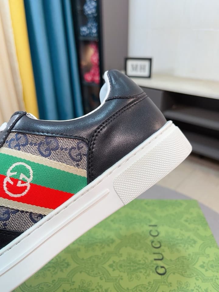 Gucci New Season Casual Fashion Sneakers in Black With Web Stripe