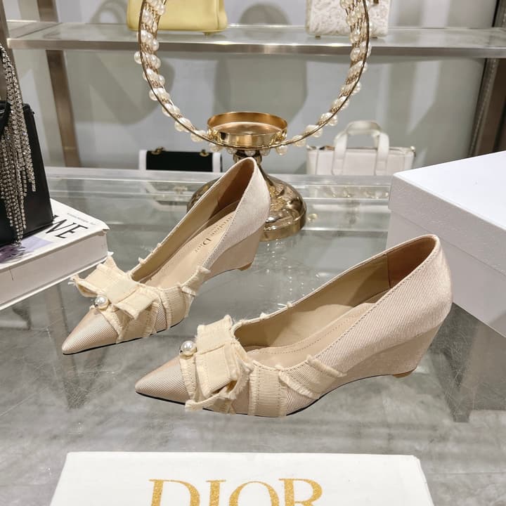 Dior Adiorable Bow Pearl Wedge Pumps in Black Ruffled Bow