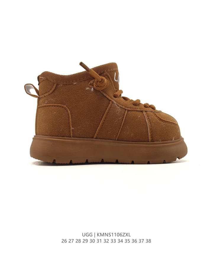 UGG Mid-Top Snow Boots – Kids Collection in Classic Tan Slip-on Boot