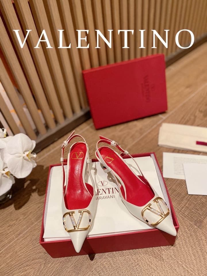 Valentino VLogo Signature Rhinestone Low-Heel Pumps – 2022 Collection in Nude Beige