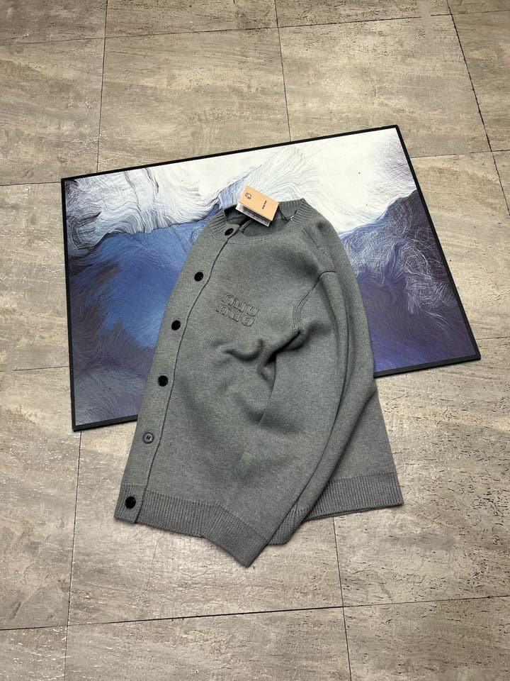 Miu Miu Logo Wool Blend Cardigan – 25FW