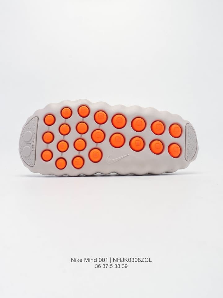 Nike Mind 001 Recovery Mules – 2025 in Light Grey