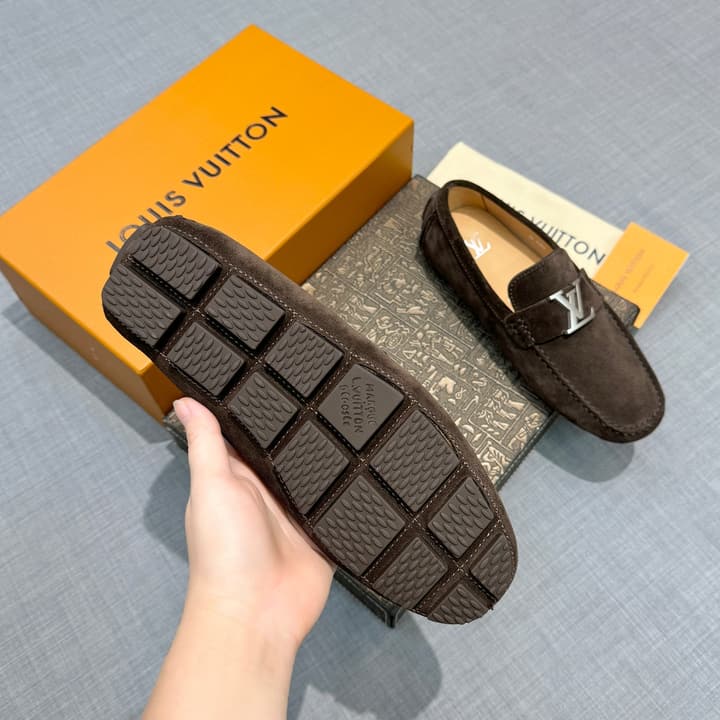 Louis Vuitton Men's Suede Driving Shoes in Black Suede