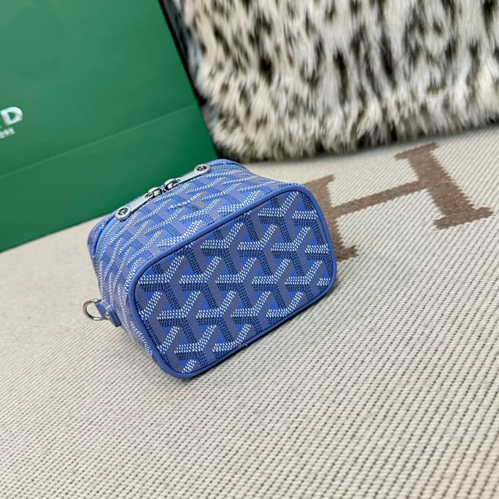 Goyard Muse Vanity Ultra Mini Cosmetic Bag in Blue