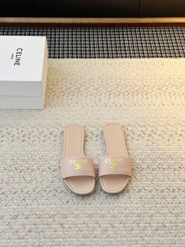 Celine Minimalist Triomphe Flat Sandals – Summer Collection in White