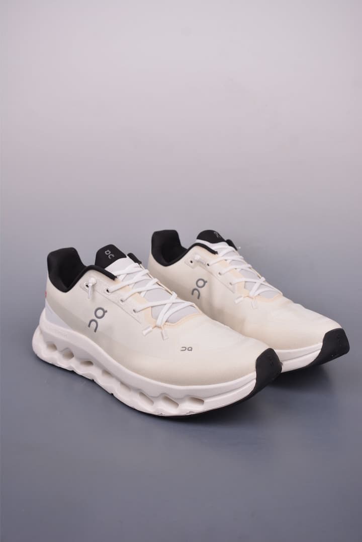 On Cloudmonster Hyper Running Shoes