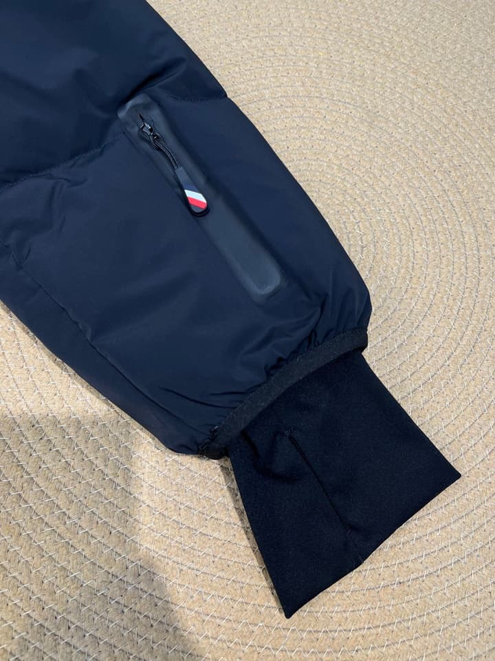 Moncler Grenoble Arcesaz Hooded Down Jacket in Black