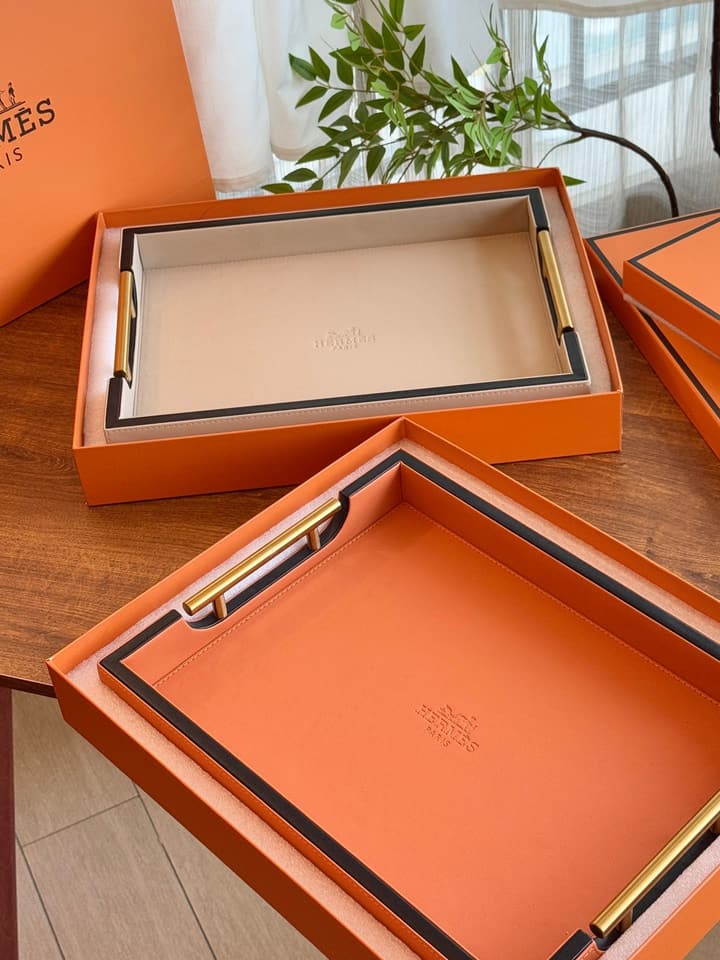 Hermès Leather Decorative Tray
