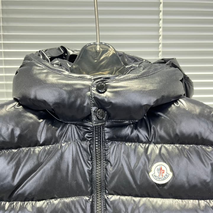 Moncler Ania Fitted Down Vest – Kids Collection – 2025 in Black