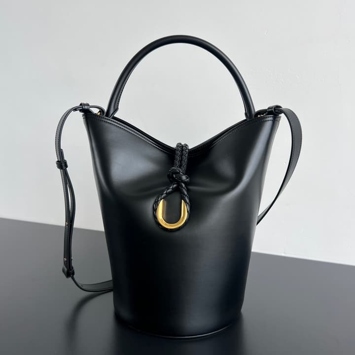 Bottega Veneta Liberta Bucket Bag – 25SS in Black