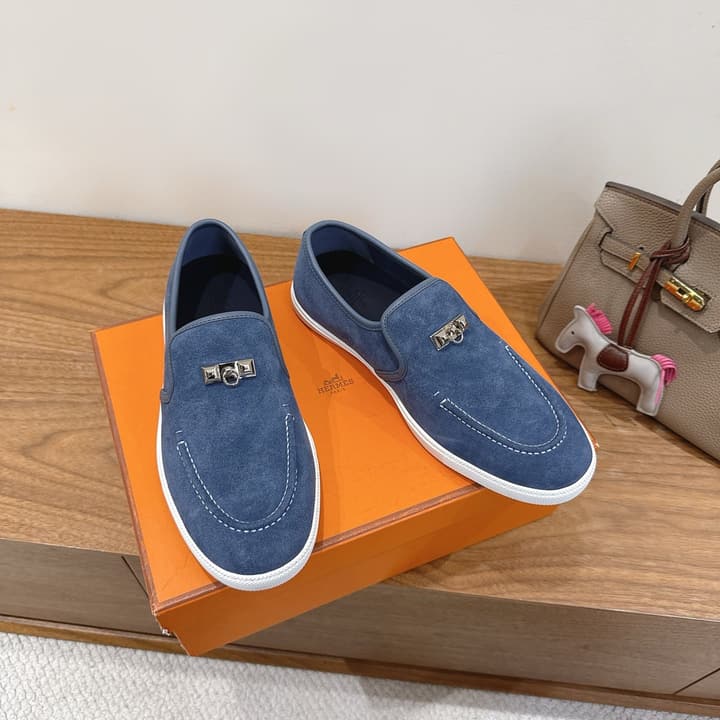 Hermès Lightweight Couple's Loafers – 25SS in Coral