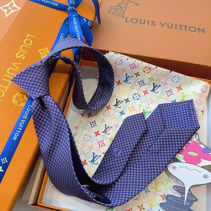 Louis Vuitton Classic Checkerboard Silk Tie in Black
