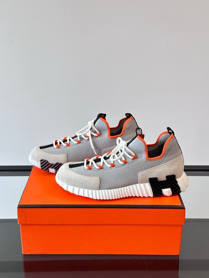 Hermès Men's Casual Sport Sneakers in All Black Knit