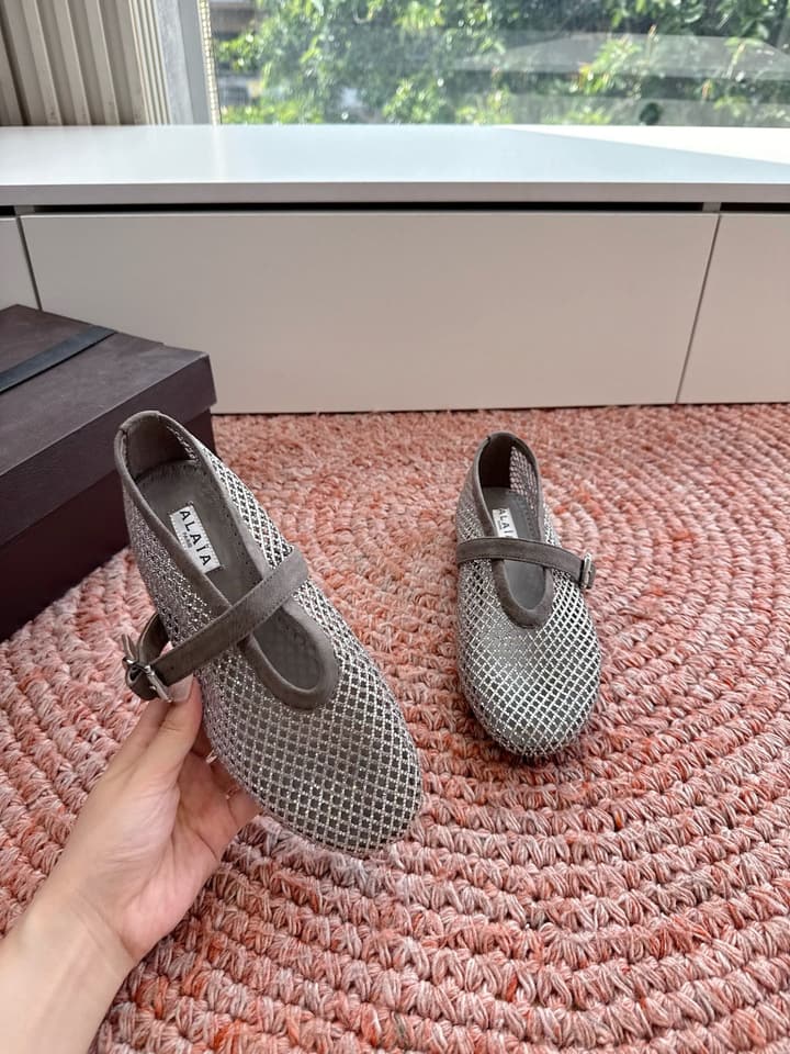 Alaïa Hidden Heel Fishnet Mules – 2026SS in Silver
