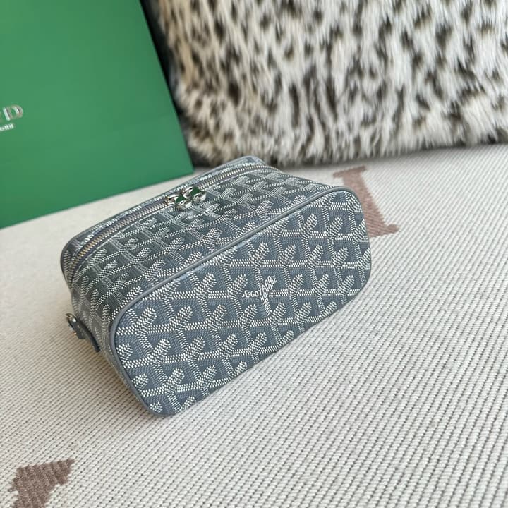 Goyard Muse Mini Vanity Case in Bright Orange Goyardine