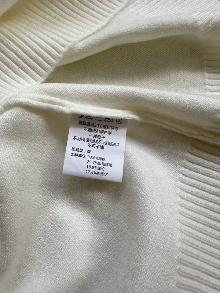 Ralph Lauren Classic Solid Crewneck Knit Sweater in Black