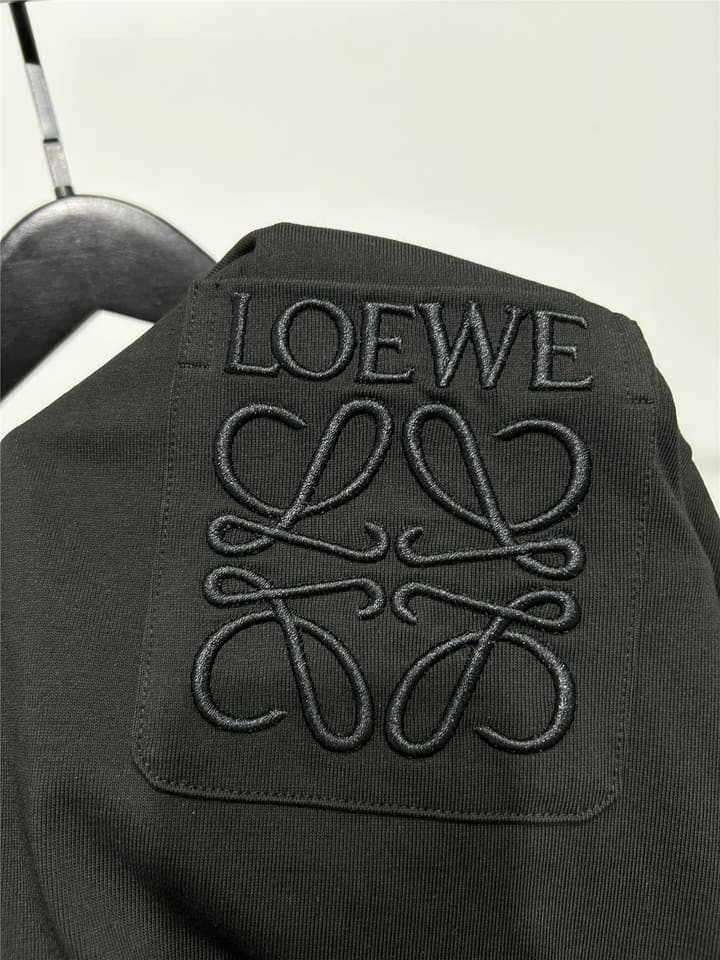Loewe Pocket Embroidery Logo T-Shirt – 2025 Spring/Summer Collection in Classic Black