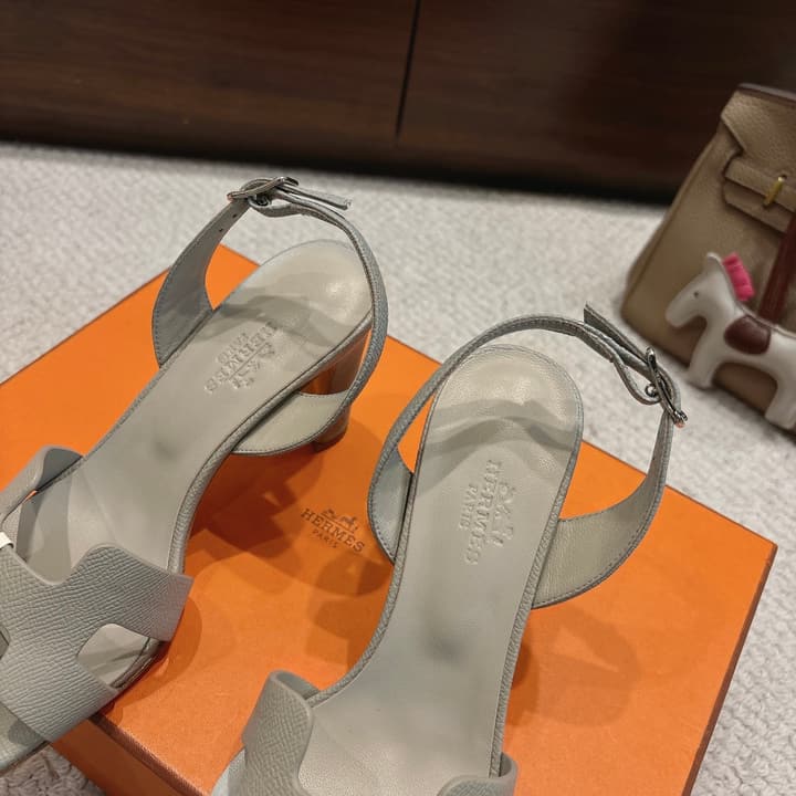 Hermès Eremite 80 Heeled Sandals in Blush Pink
