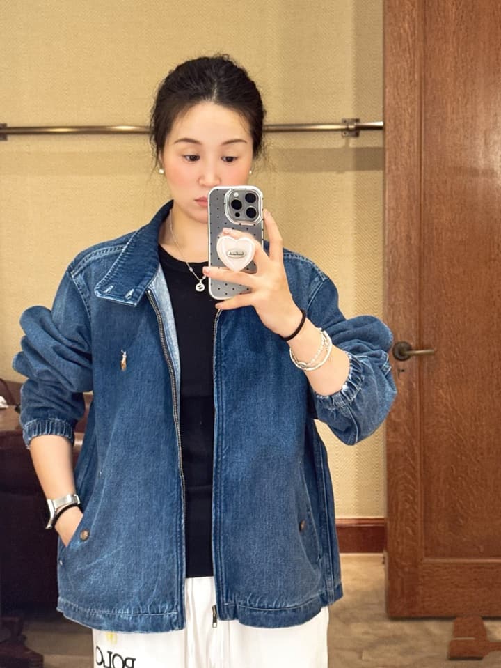 Ralph Lauren Washed Denim Jacket – 2025 Fall Collection in Classic Blue Denim