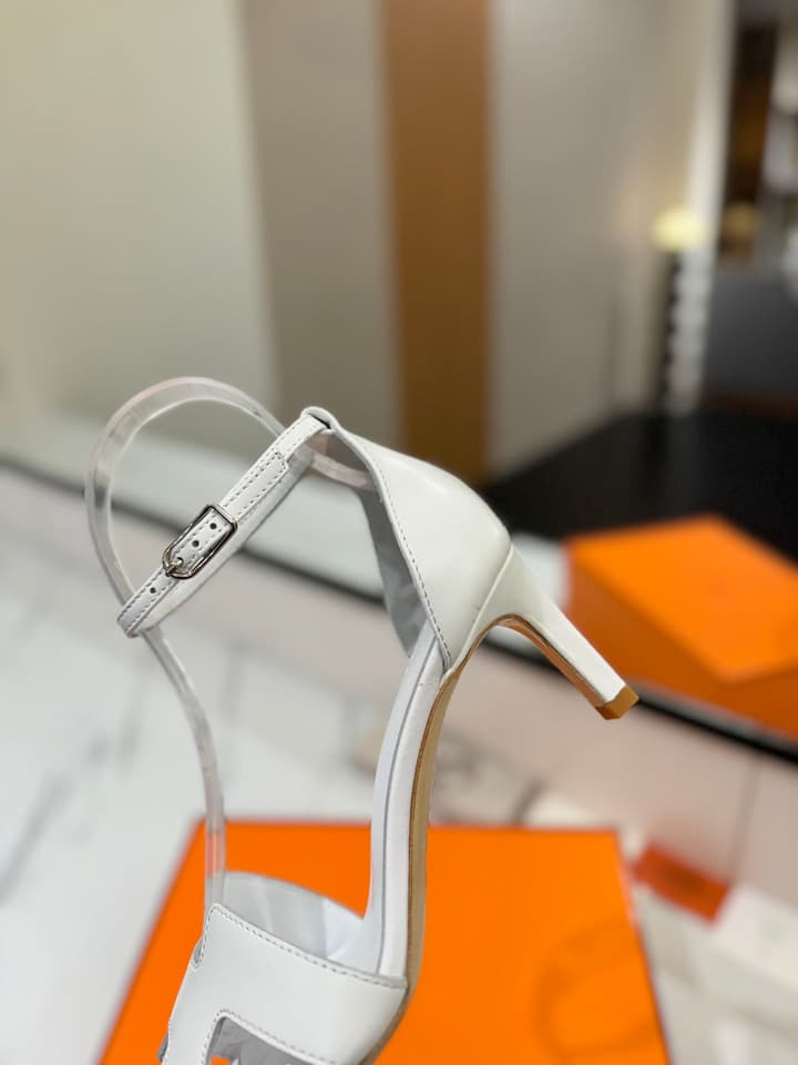 Hermès Classic Smooth Cowhide Heels – 6.5cm in All White