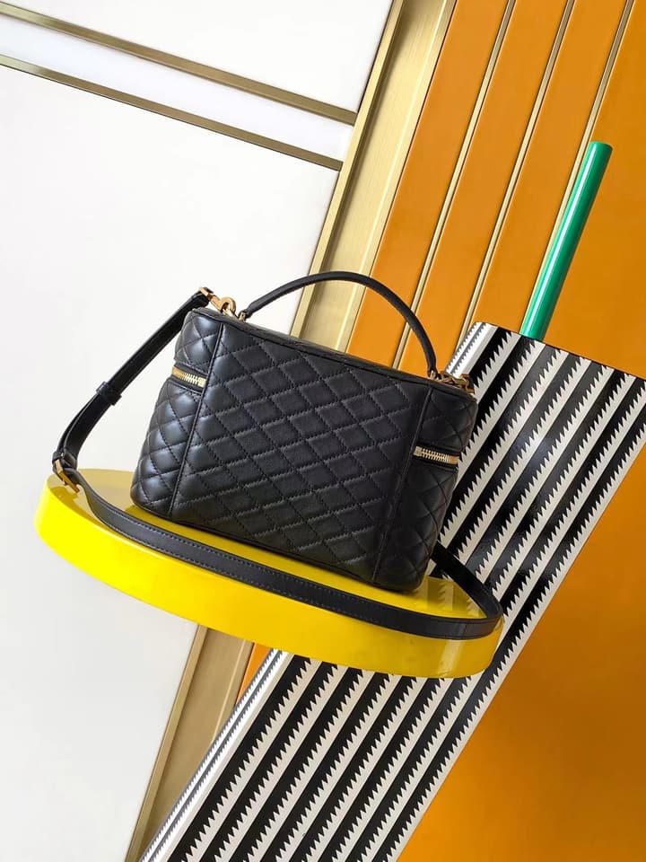 Saint Laurent LE CASSANDRE Quilted Lambskin Clutch Bag in Black