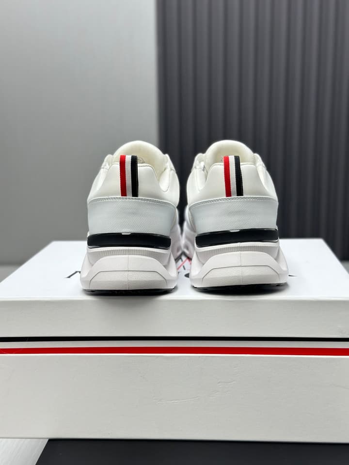 Moncler Trailgrip GTX Performance Running Shoes in Black