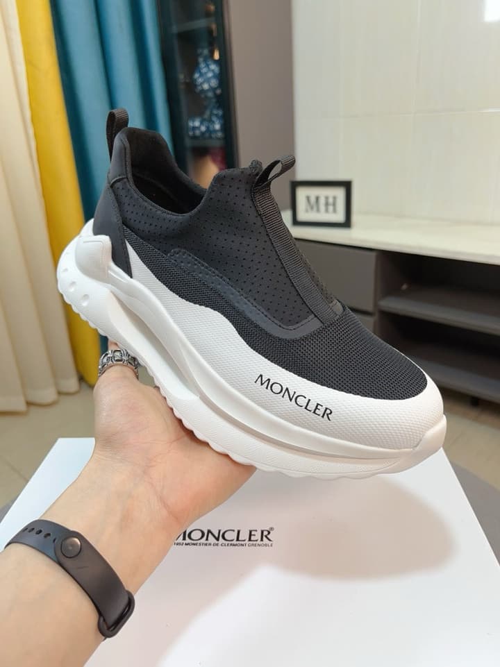 Moncler Calfskin Lace-Up Casual Sneakers in Black & White