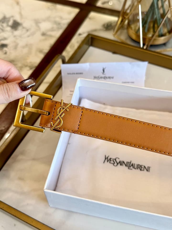 Saint Laurent Classic Leather Belt – 3.0cm