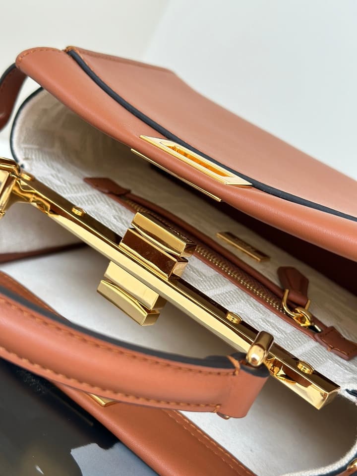 Fendi Peekaboo Classic Handbag in Caramel Brown Leather