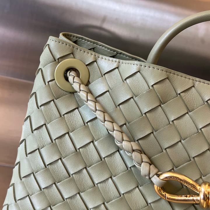 Bottega Veneta Andiamo Handbag in Charcoal Grey