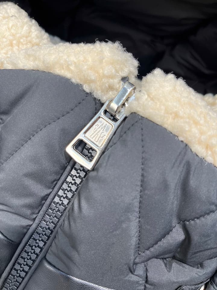 Moncler Unisex Down Jacket in Gold